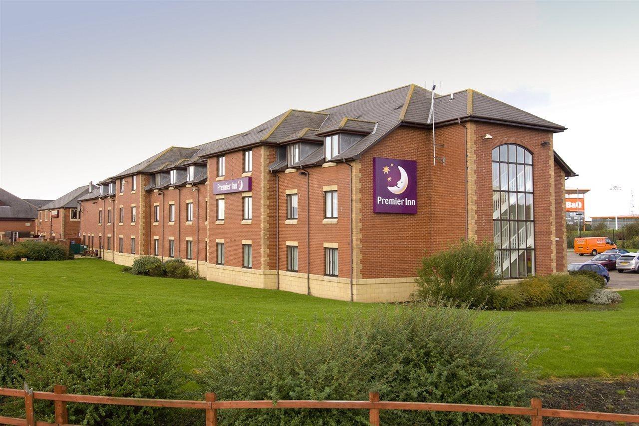 Premier Inn Blackpool East Exterior foto